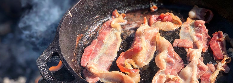 https://foodboxhq.com/wp-content/uploads/2018/10/bacon-freak.jpg